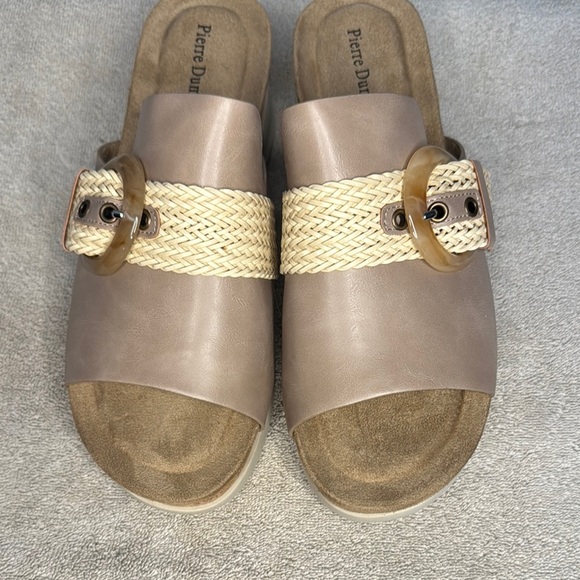 NIB Pierre Dumas Cream Mules with Woven Strap and Heeled Sole - Picture 3 of 10